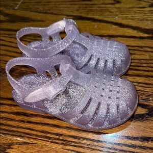 Tucker + Tate Glittery Purple Jelly Sandals 6